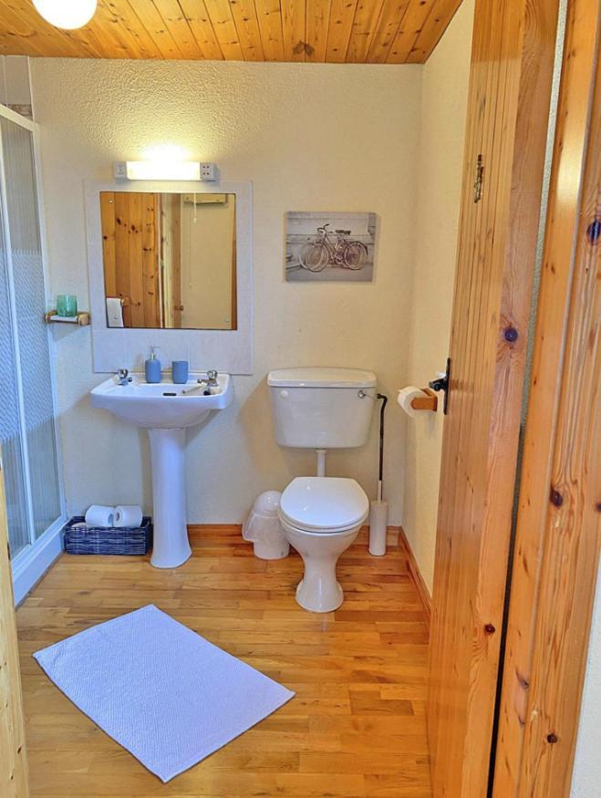 Lands End Cottage - Connemara Aughrus More Exterior photo
